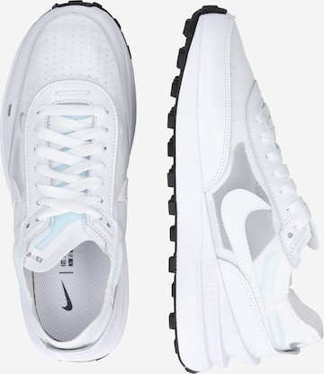 Baskets basses 'WAFFLE ONE' Nike Sportswear en blanc