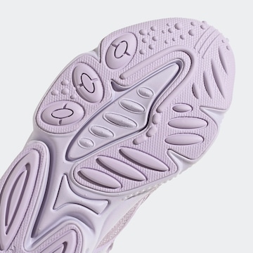 Baskets basses 'Ozweego' ADIDAS ORIGINALS en violet