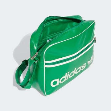 ADIDAS ORIGINALS Schoudertas 'Og Airliner' in Groen