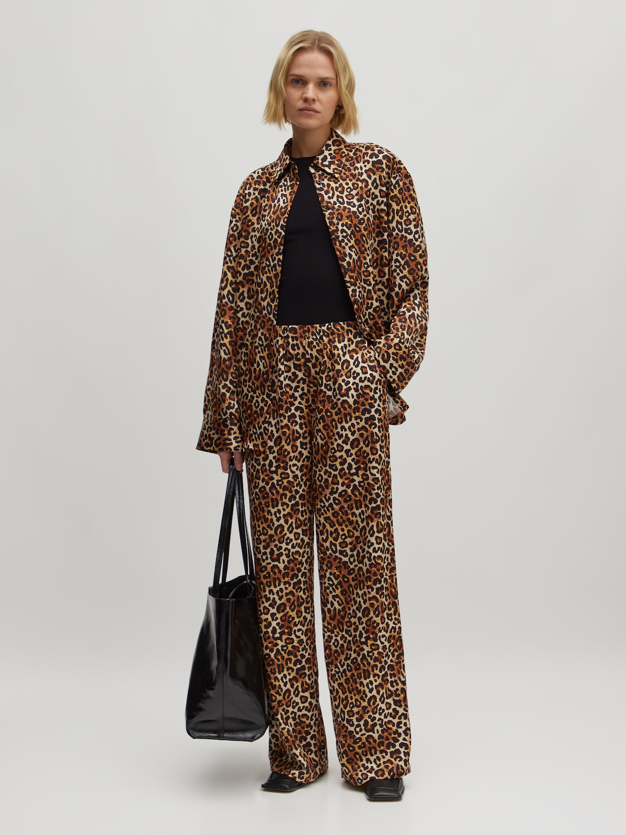 EDITED Produkte Bluse 'Leonora' beige