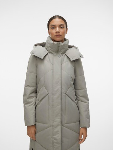 Manteau mi-saison 'LOUISE' VERO MODA en gris