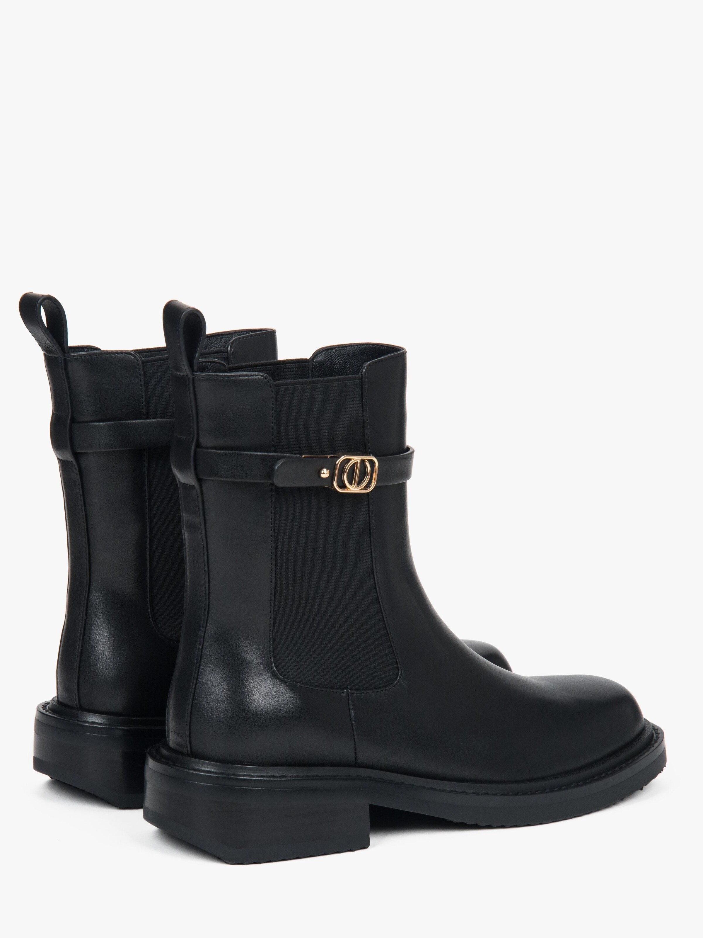 Boots chelsea '25160-782' di Estro in nero