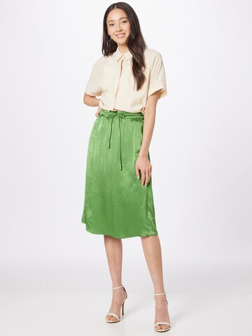 SOAKED IN LUXURY Rok 'Melodie' in Groen