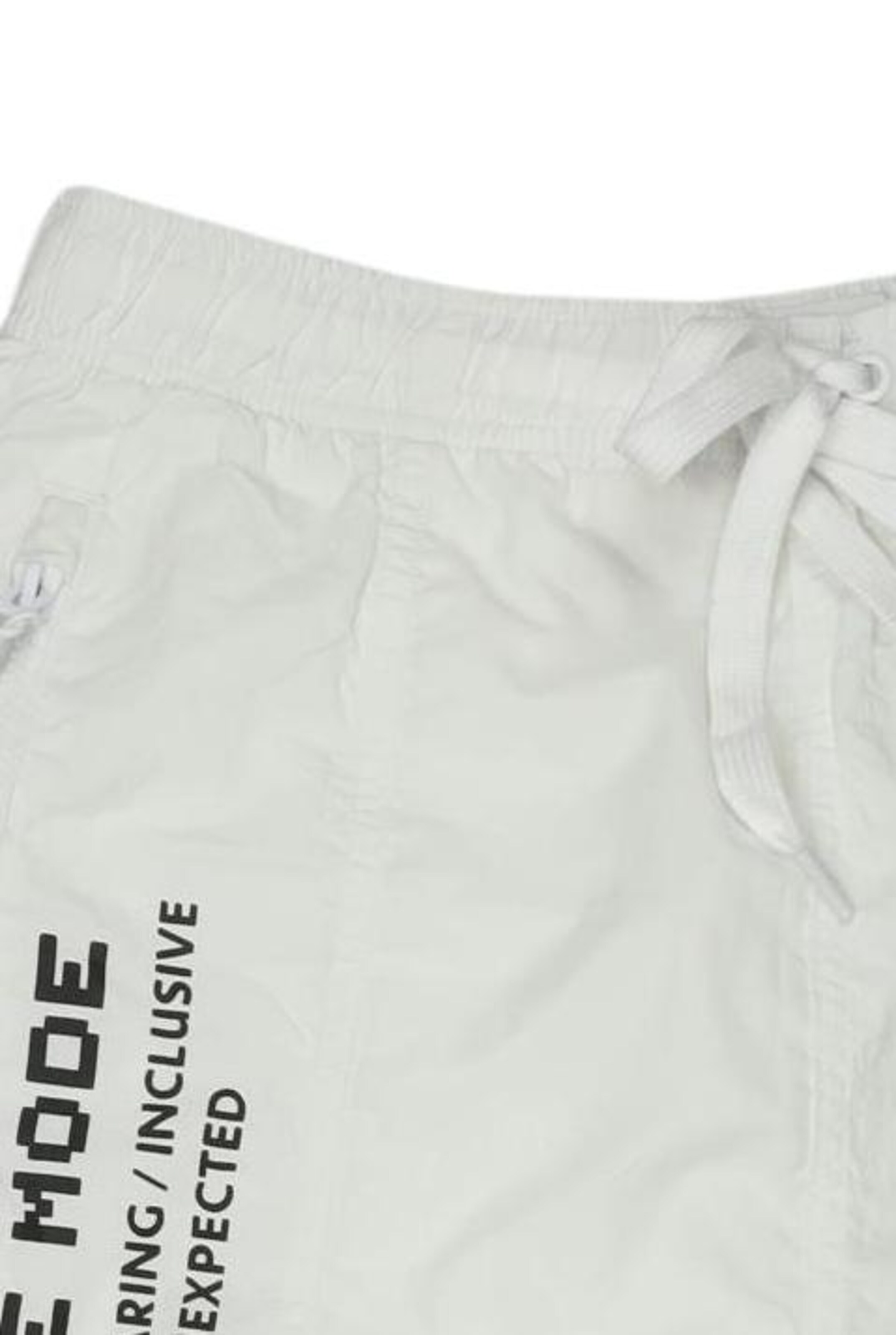 LACOSTE Shorts in 29 in White