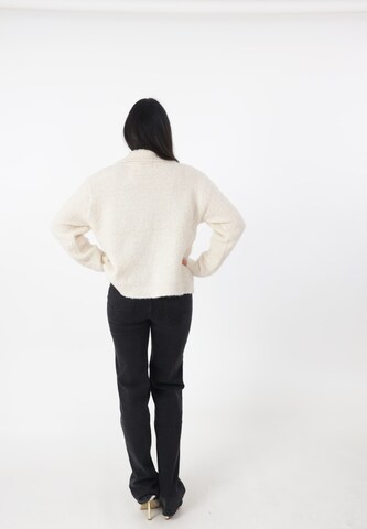 Giacchetta di Elara in beige