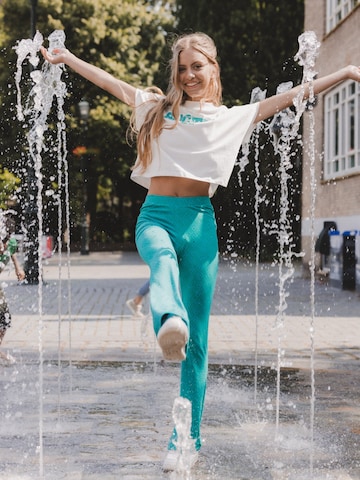 Looxs Revolution Flared Hose in Blau