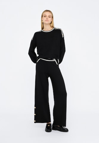 Liu Jo Regular Trousers in Black