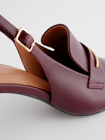 raudona Next Basutės 'Forever Comfort®'