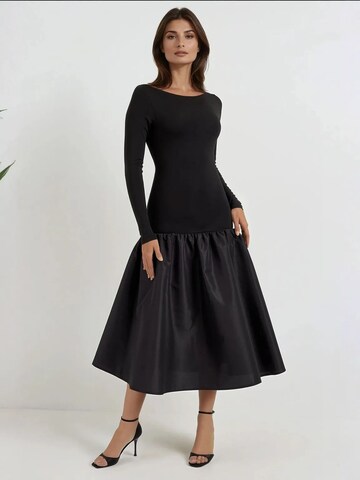 Robe de soirée Hiccup en noir : devant