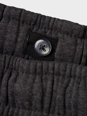 NAME IT Regular Broek 'Nizu' in Grijs
