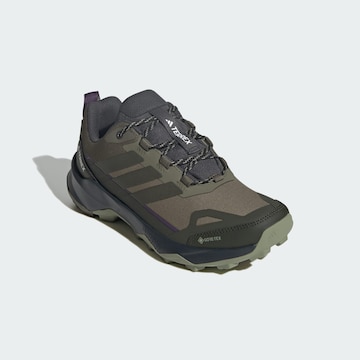 Chaussure basse 'Skychaser' ADIDAS TERREX en vert
