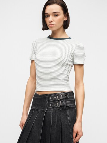 ONLY Μπλουζάκι 'ONLLUPE' σε λευκό