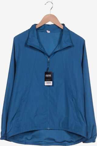 UNDER ARMOUR Jacket & Coat in L in Blue: front