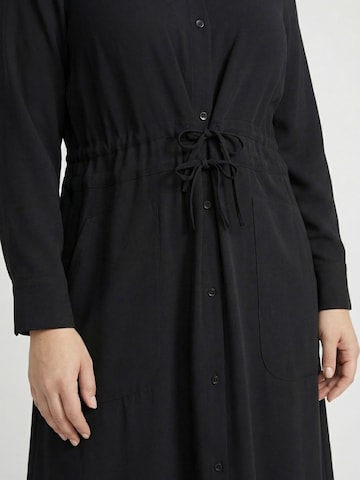 Guido Maria Kretschmer Curvy Puseromekko 'Lina' värissä musta