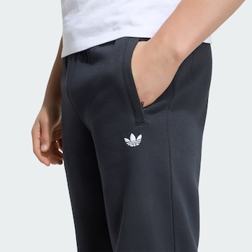 Loosefit Pantalon 'Trefoil' ADIDAS ORIGINALS en noir