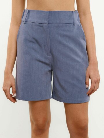 Liberte Essentiel Normální Kalhoty ' FREDDY ' – modrá: přední strana