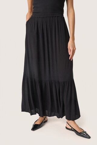 SOAKED IN LUXURY Rock 'Elonor' in Schwarz: Vorderseite
