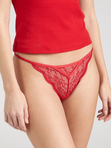 Hunkemöller String 'Isabelle' in Red: front