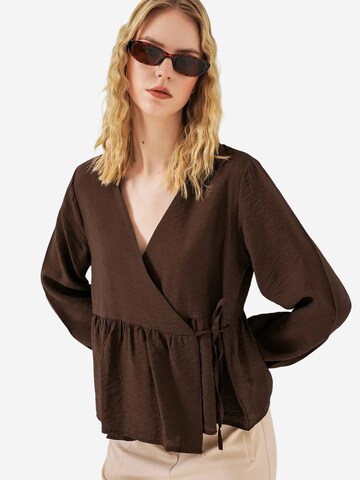 Bigdart - Blusa em castanho