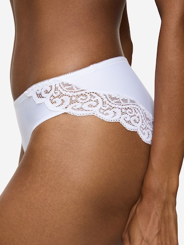 TRIUMPH - Cueca ' Red Label Amourette ' em branco