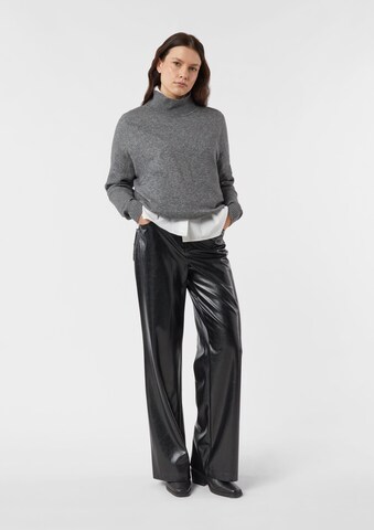 COMMA Flared Trousers in Black