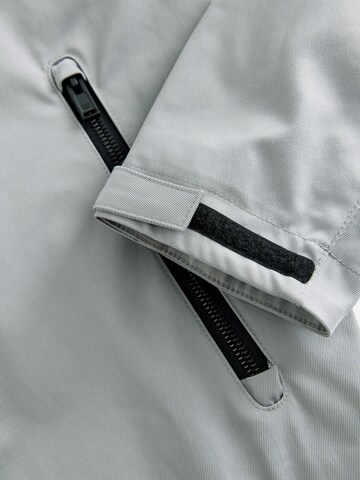 Veste fonctionnelle Next en gris