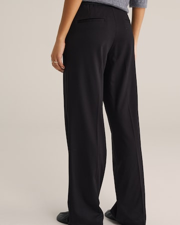 WE Fashion - regular Pantalón de pinzas en negro