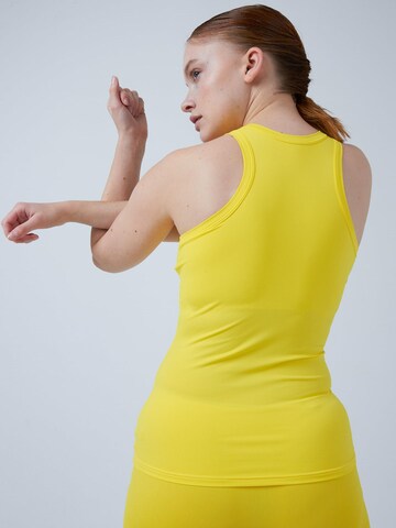 SPORTKIND Sporttop 'Tanktop High Neck'‌‌‌‌‌‌‌‌‌‌ in Gelb