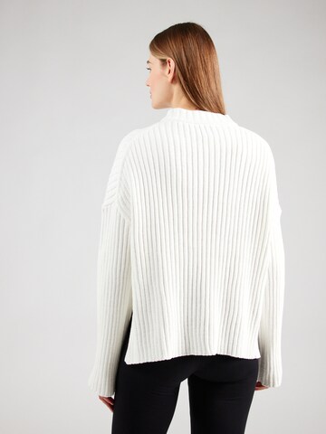Aim'n Sports sweater in White