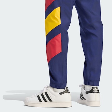 Tapered Pantaloni sportivi 'AS Rom EQT' di ADIDAS PERFORMANCE in blu