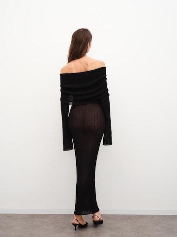 RÆRE by Lorena RaePletena haljina 'Daline' - crna boja