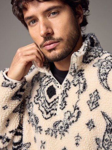 Next Sweater in Beige