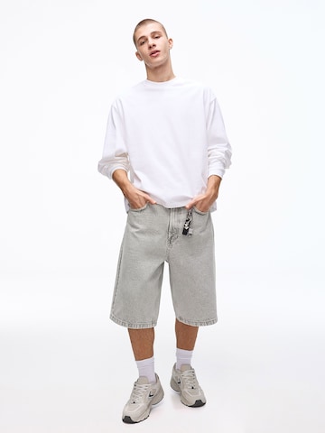 Baggy Jean Bershka en gris