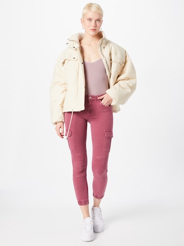 Coupe slim Jeans cargo 'Missouri' ONLY en rose