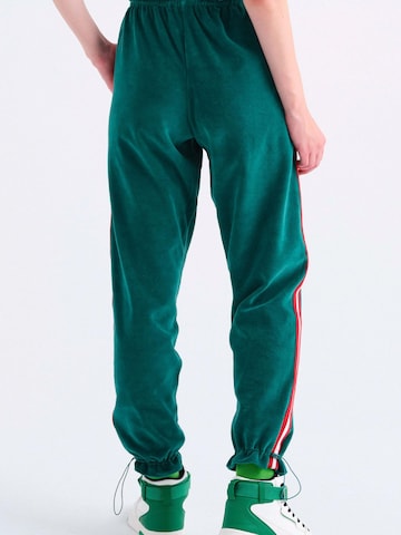 Rockupy Tapered Hose 'Violaine'‌‌‌‌‌‌‌‌‌‌ in Grün