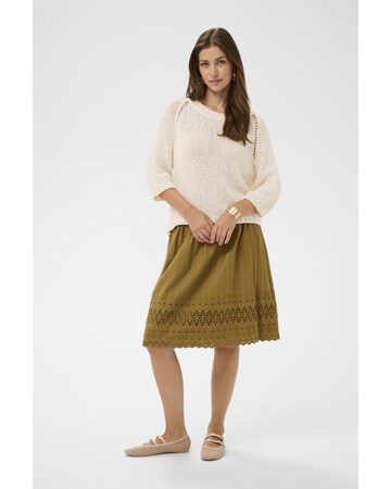Cream Pullover in Beige