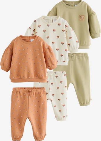 Next Set in Beige: Vorderseite