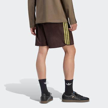 ADIDAS ORIGINALS - regular Pantalón 'Sprinter' en marrón