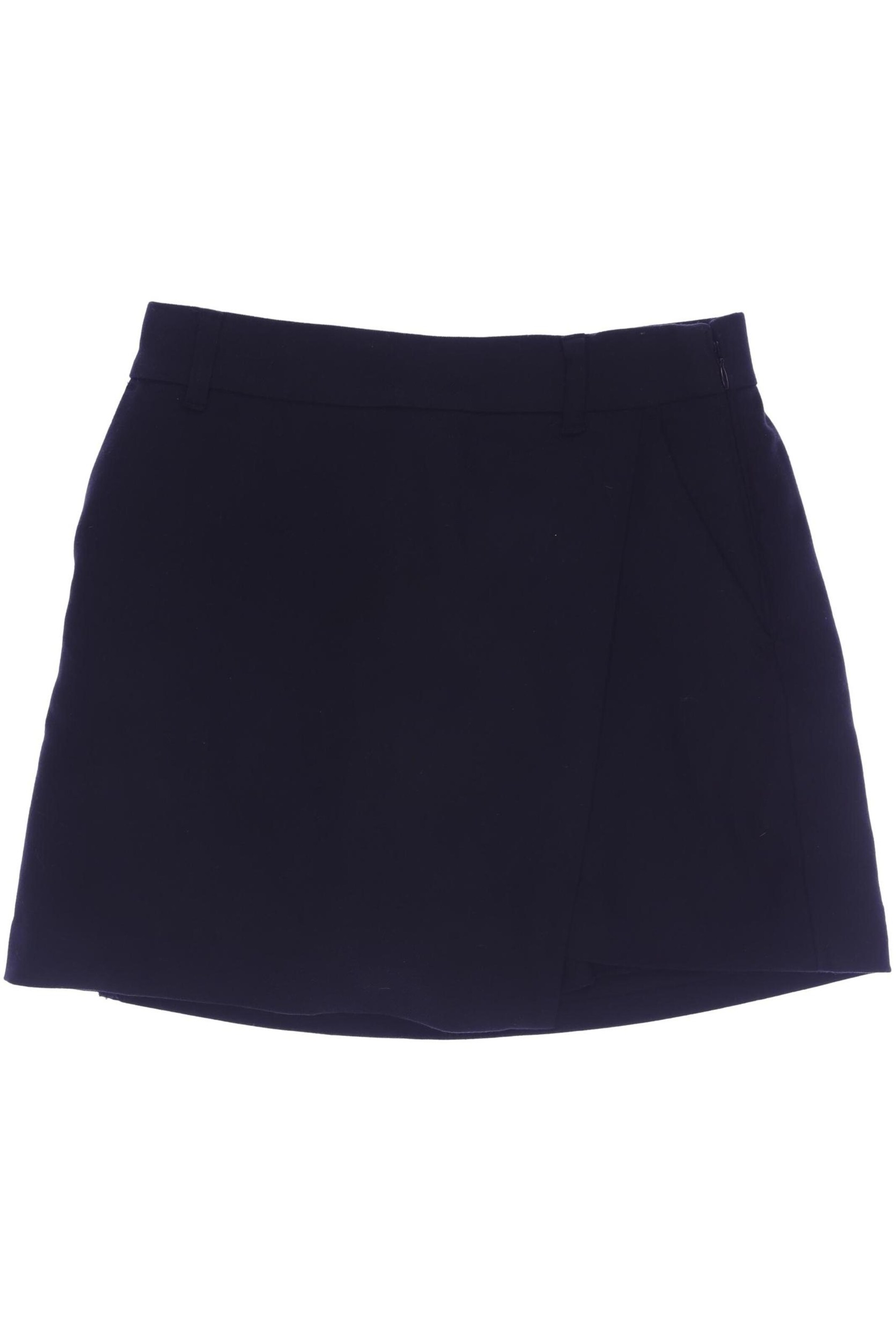 HOLLISTER Shorts in XS in Black: front