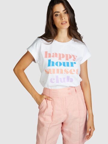 MARC AUREL T-Shirt 'Happy Hour Sunset Club' in Weiß: predná strana