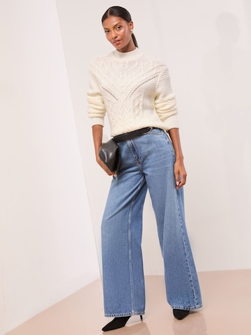 Lipsy Sweater in White