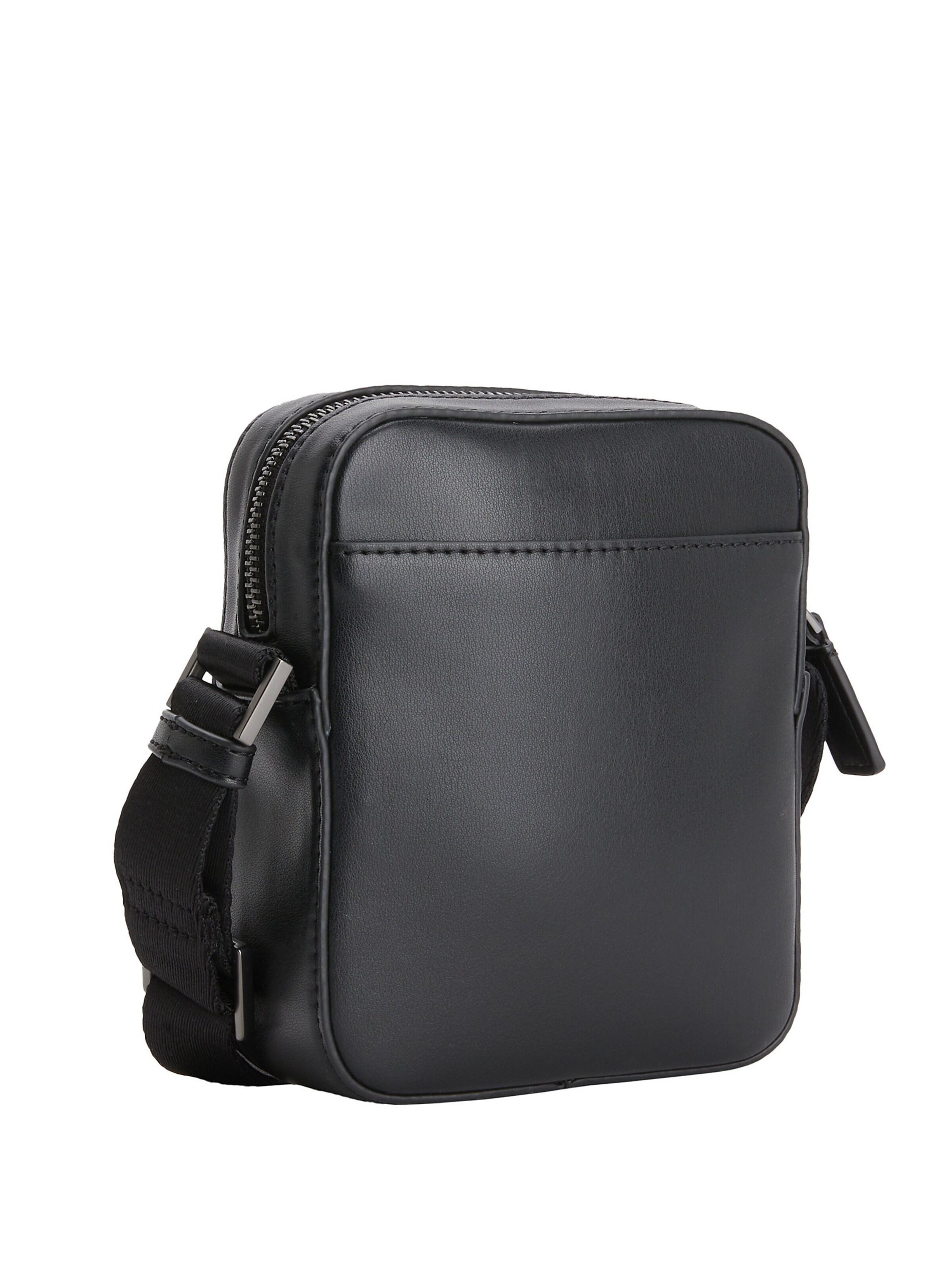 Calvin Klein Crossbody Bag in Black