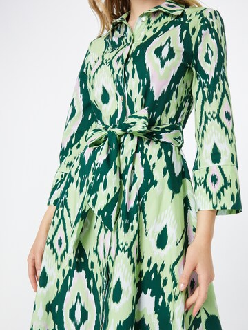 Liebesglück - Vestido camisero 'Yva' en verde