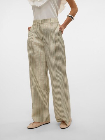 VERO MODA Wide leg Pleat-Front Pants 'VMSIV' in Green