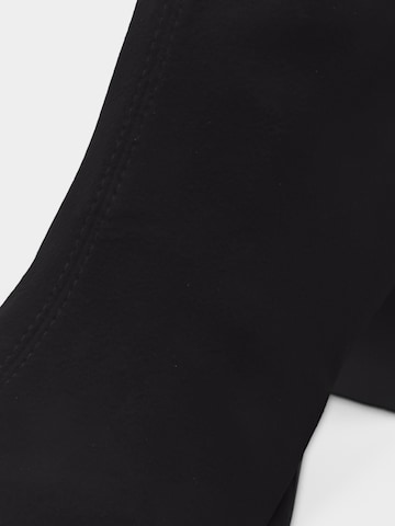 STEVE MADDEN Rövid szárú csizmák 'Nextstep' - fekete