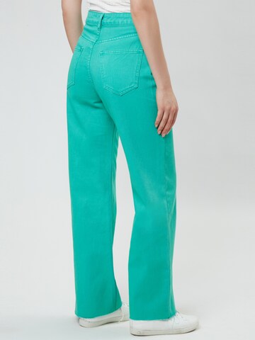 Influencer Wide Leg Jeans i grønn