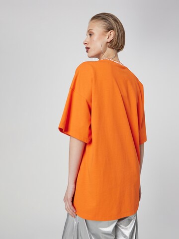 VIERVIER T-shirt 'Beren' i orange