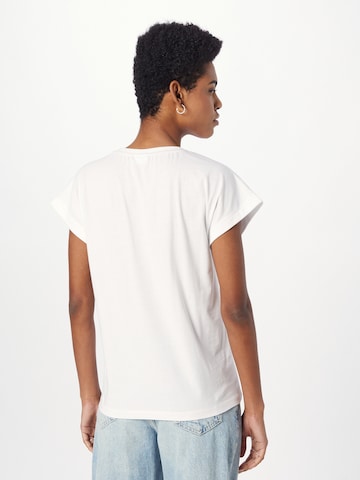 T-shirt 'BEVERLY' NÜMPH en blanc