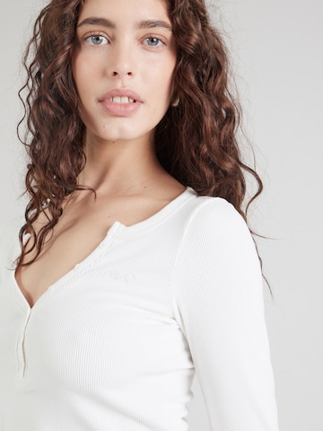 T-shirt HOLLISTER en blanc