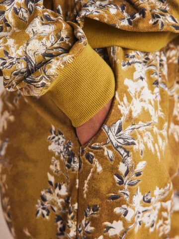 Next - Pijama en amarillo